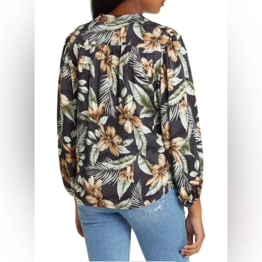 NWT Tommy Bahama Coastal Petals Split Neck Top in Black, Small, Spring Summer